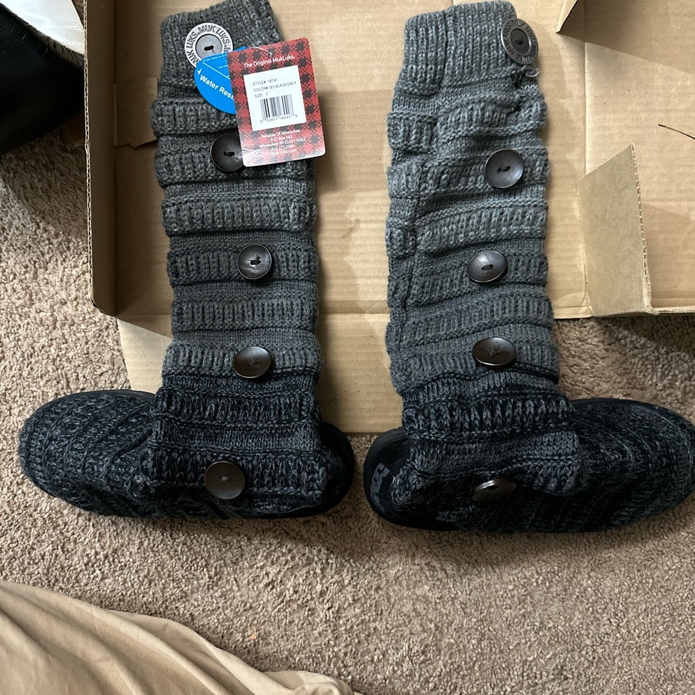 Muk luks boots
